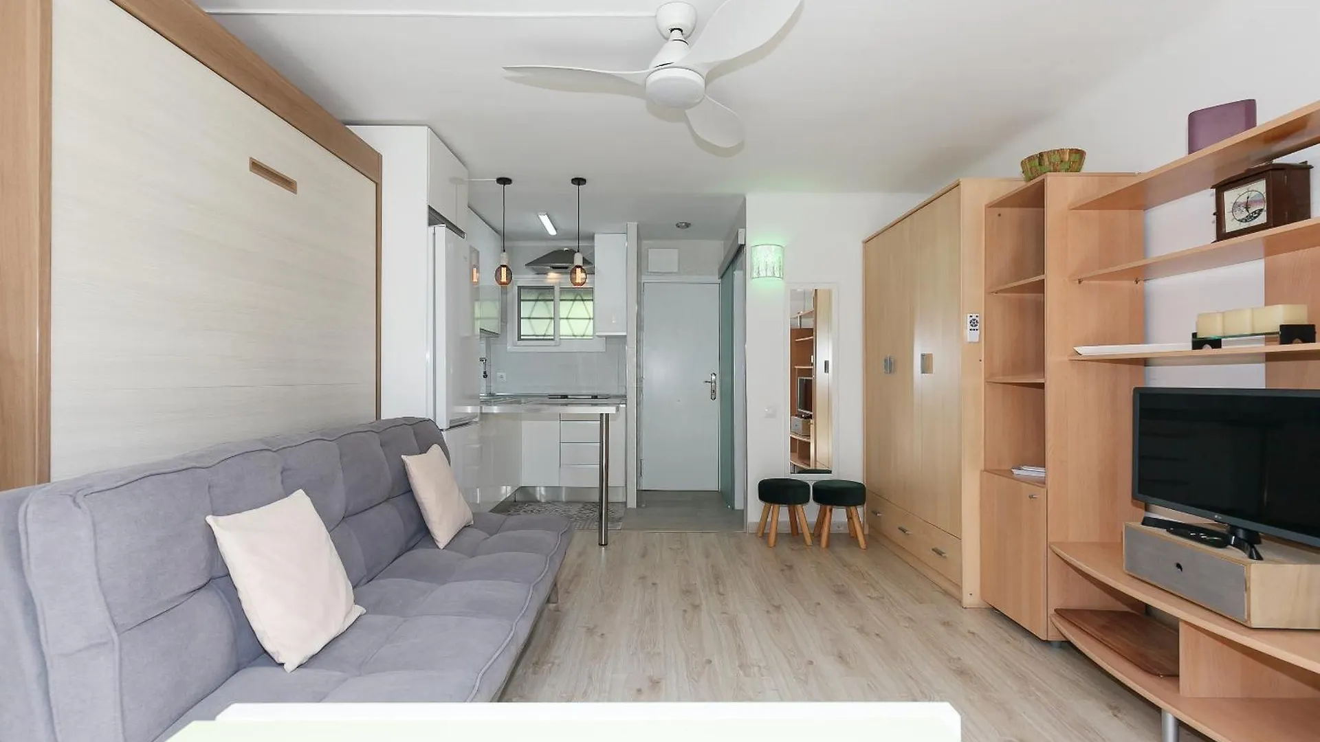 Uhc Reus Camp I Mar Apartment Salou