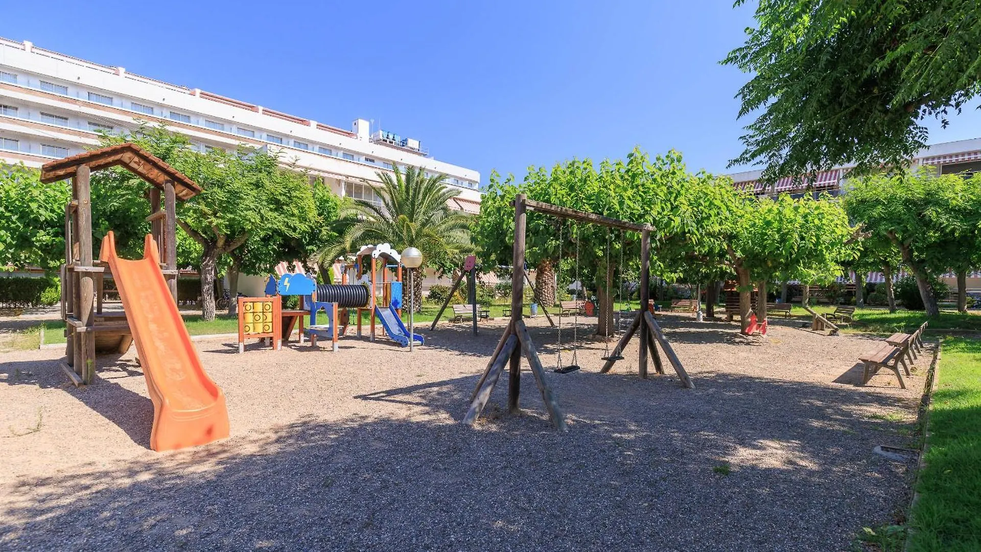 Uhc Reus Camp I Mar Apartment Salou Spain