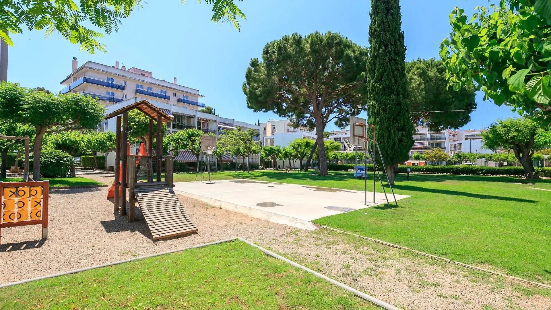 Uhc Reus Camp I Mar Apartment Salou 0*,